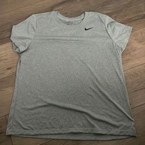 Nike work out shirt - new and never worn